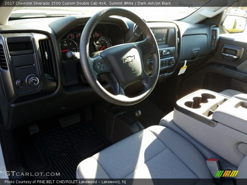 Summit White / Dark Ash/Jet Black 2017 Chevrolet Silverado 1500 Custom Double Cab 4x4