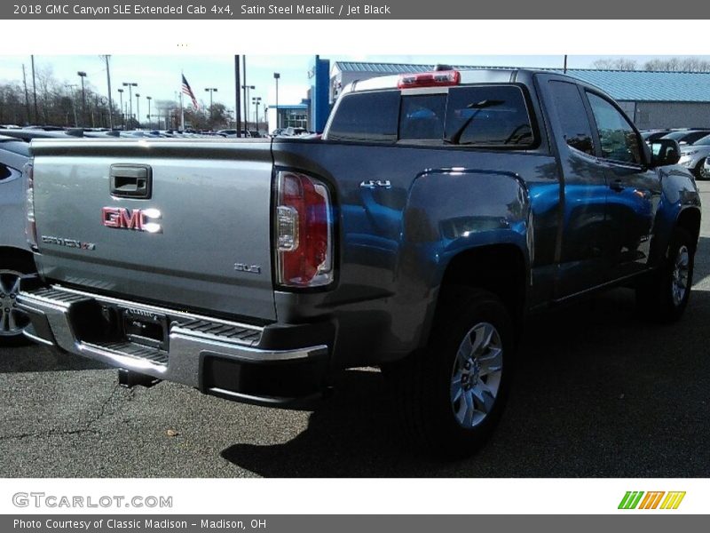 Satin Steel Metallic / Jet Black 2018 GMC Canyon SLE Extended Cab 4x4
