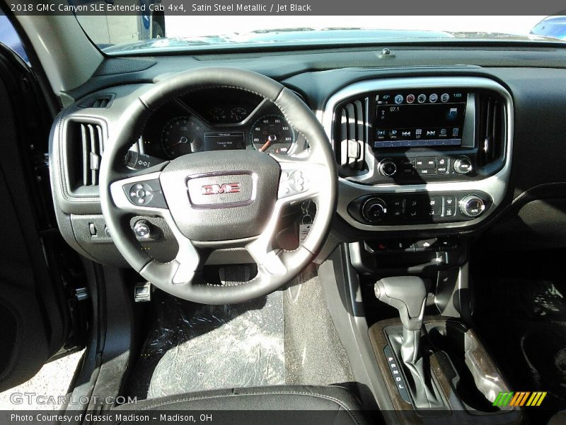 Satin Steel Metallic / Jet Black 2018 GMC Canyon SLE Extended Cab 4x4