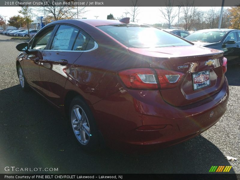 Cajun Red Tintcoat / Jet Black 2018 Chevrolet Cruze LT