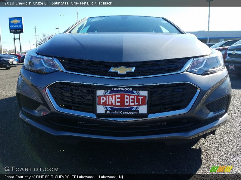 Satin Steel Gray Metallic / Jet Black 2018 Chevrolet Cruze LT