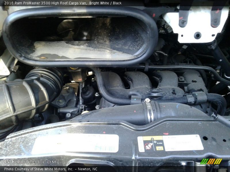 Bright White / Black 2018 Ram ProMaster 3500 High Roof Cargo Van