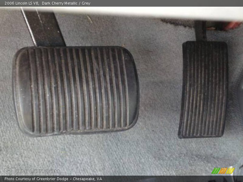 Dark Cherry Metallic / Grey 2006 Lincoln LS V8