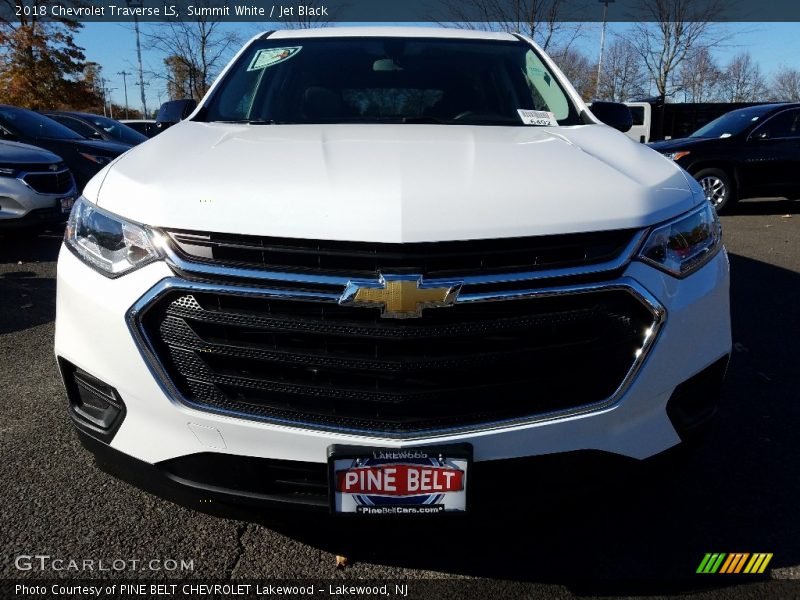 Summit White / Jet Black 2018 Chevrolet Traverse LS