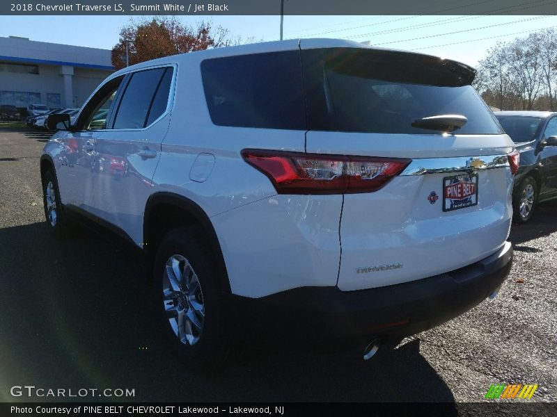 Summit White / Jet Black 2018 Chevrolet Traverse LS