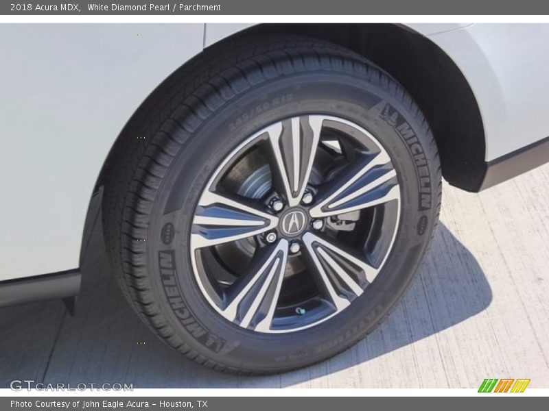White Diamond Pearl / Parchment 2018 Acura MDX