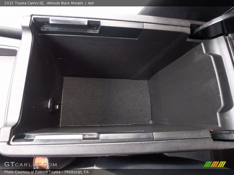 Attitude Black Metallic / Ash 2015 Toyota Camry SE