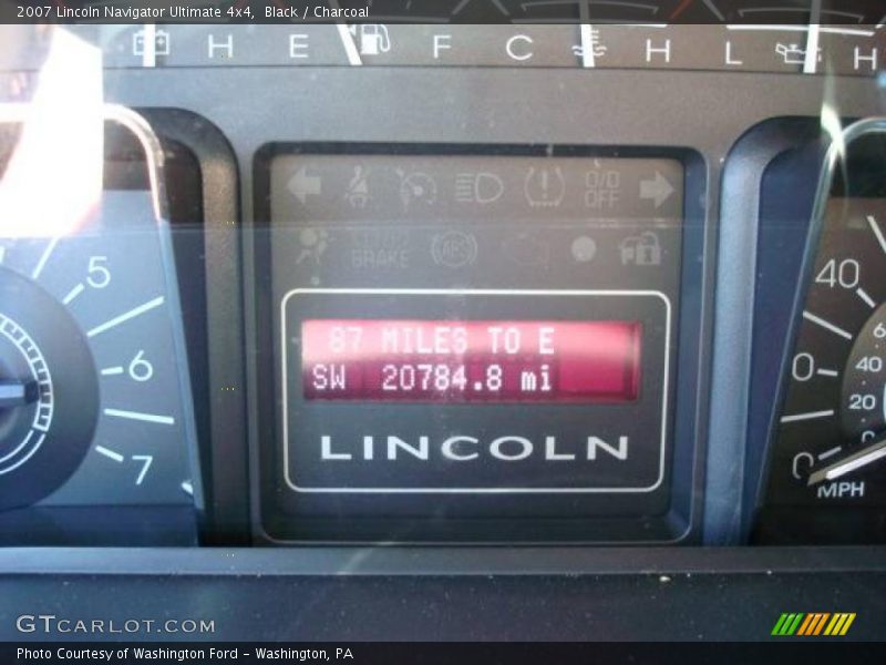 Black / Charcoal 2007 Lincoln Navigator Ultimate 4x4