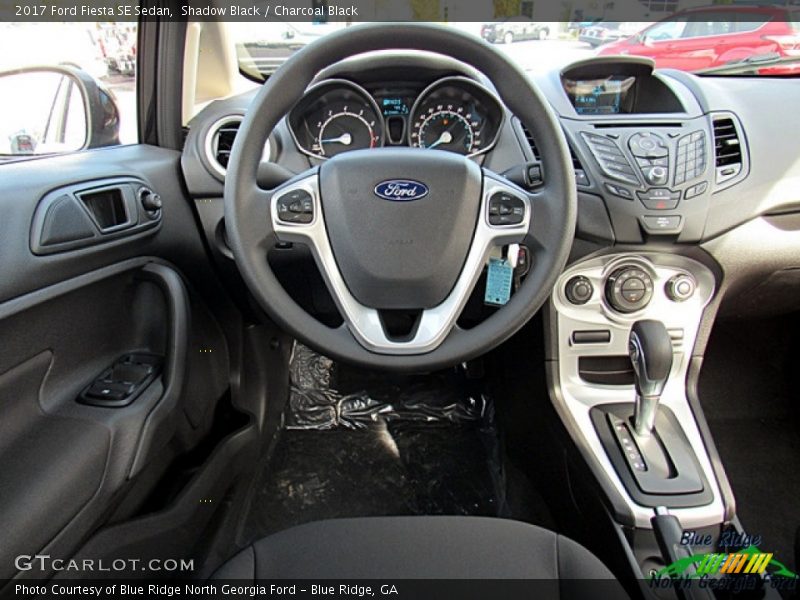 Shadow Black / Charcoal Black 2017 Ford Fiesta SE Sedan