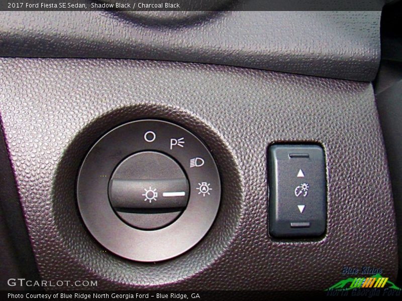 Shadow Black / Charcoal Black 2017 Ford Fiesta SE Sedan