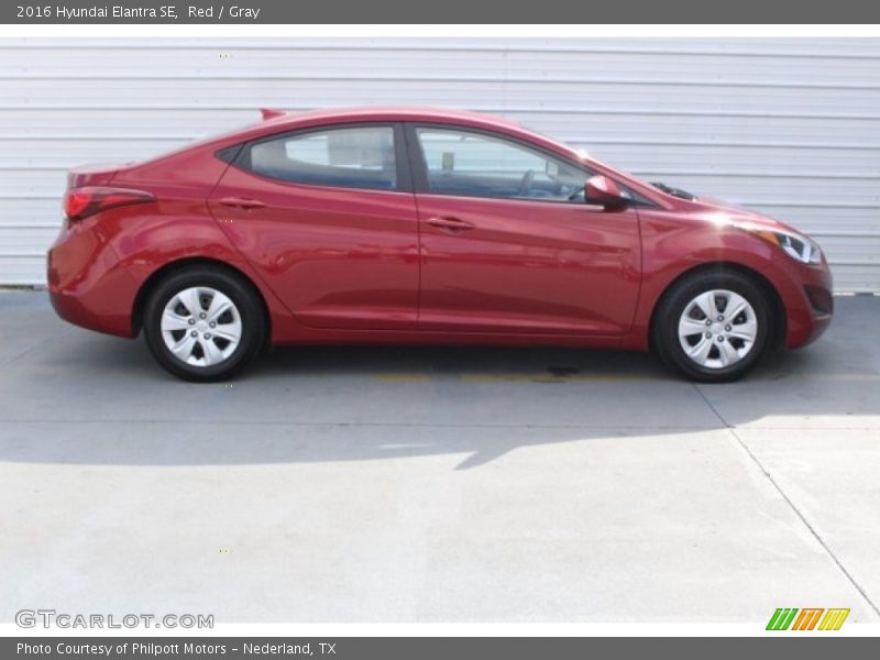 Red / Gray 2016 Hyundai Elantra SE