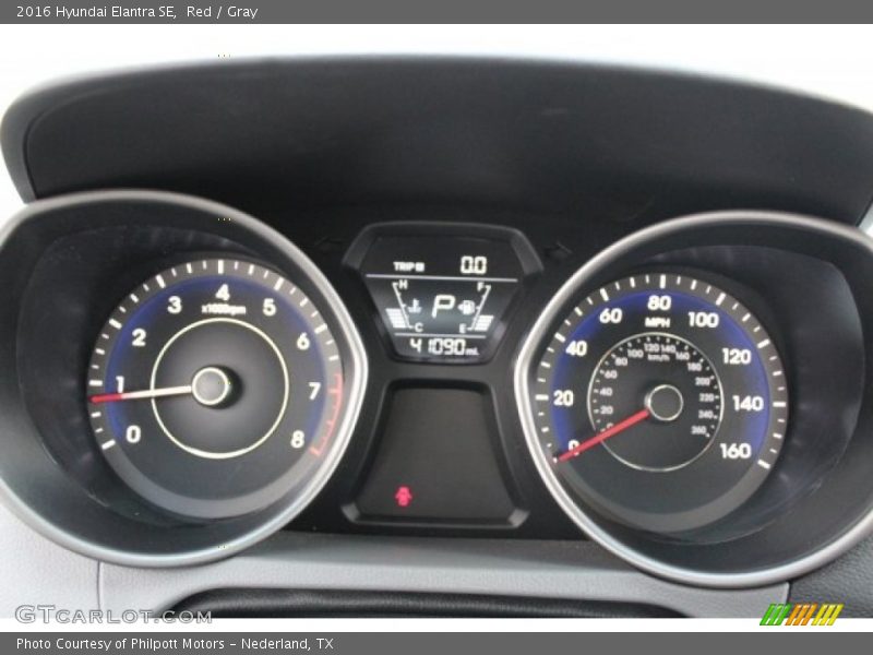 Red / Gray 2016 Hyundai Elantra SE