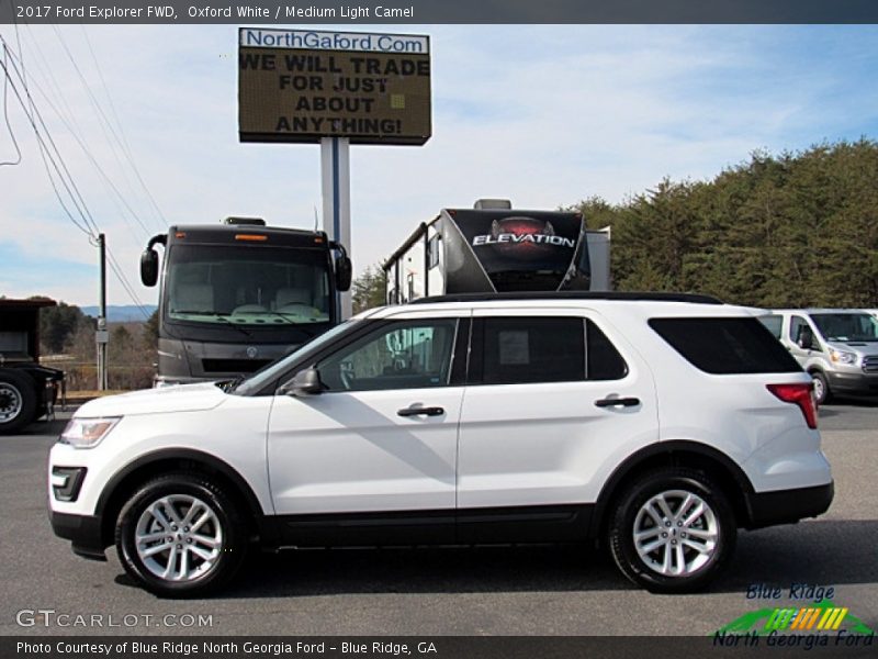 Oxford White / Medium Light Camel 2017 Ford Explorer FWD