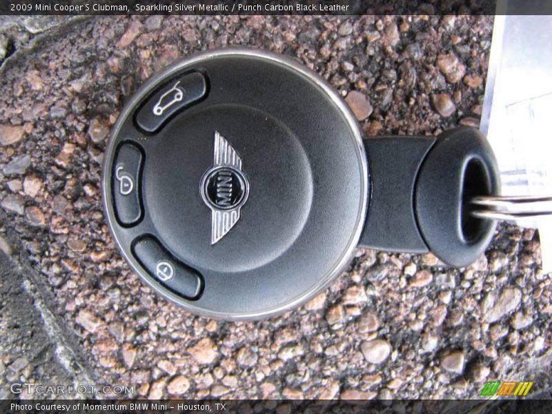 Sparkling Silver Metallic / Punch Carbon Black Leather 2009 Mini Cooper S Clubman