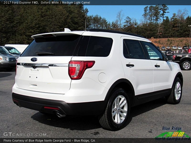 Oxford White / Medium Light Camel 2017 Ford Explorer FWD
