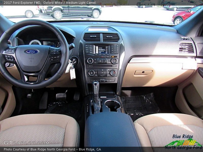 Oxford White / Medium Light Camel 2017 Ford Explorer FWD