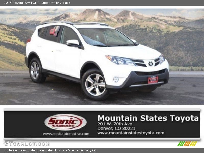 Super White / Black 2015 Toyota RAV4 XLE