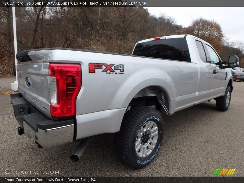 Ingot Silver / Medium Earth Gray 2017 Ford F250 Super Duty XL SuperCab 4x4