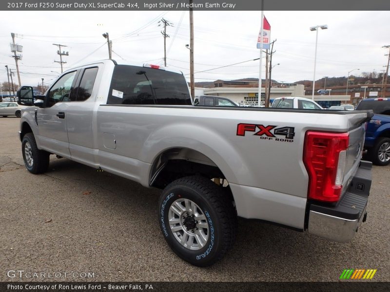Ingot Silver / Medium Earth Gray 2017 Ford F250 Super Duty XL SuperCab 4x4
