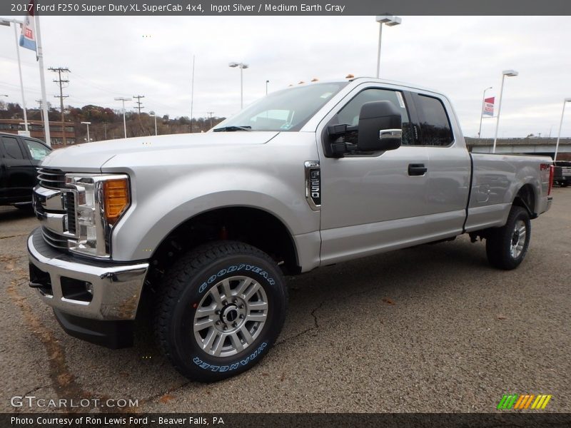 Ingot Silver / Medium Earth Gray 2017 Ford F250 Super Duty XL SuperCab 4x4