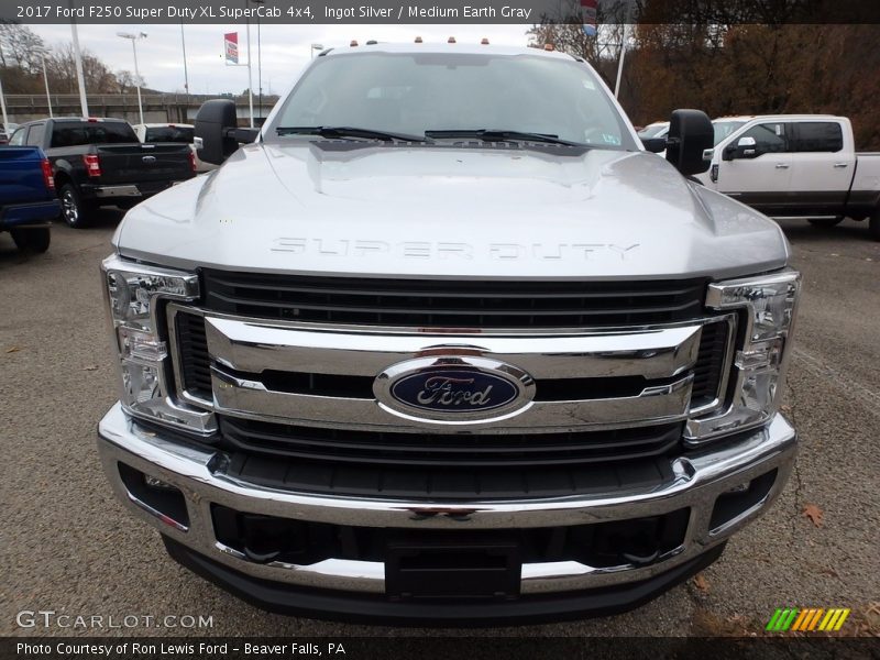 Ingot Silver / Medium Earth Gray 2017 Ford F250 Super Duty XL SuperCab 4x4