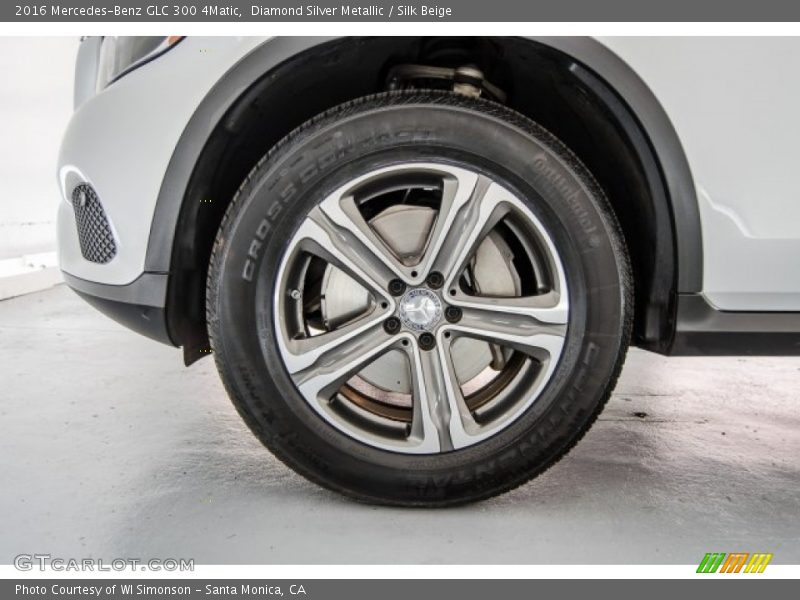 Diamond Silver Metallic / Silk Beige 2016 Mercedes-Benz GLC 300 4Matic