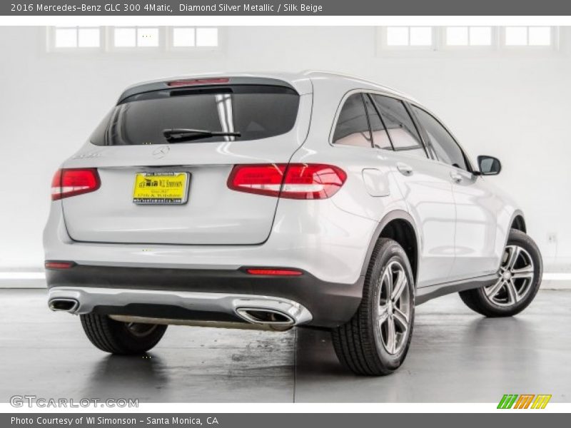 Diamond Silver Metallic / Silk Beige 2016 Mercedes-Benz GLC 300 4Matic