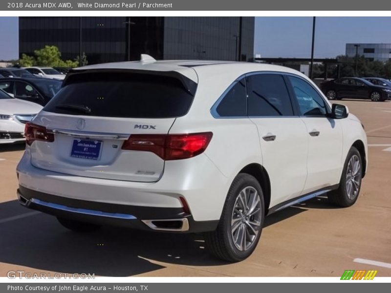 White Diamond Pearl / Parchment 2018 Acura MDX AWD