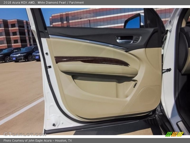White Diamond Pearl / Parchment 2018 Acura MDX AWD