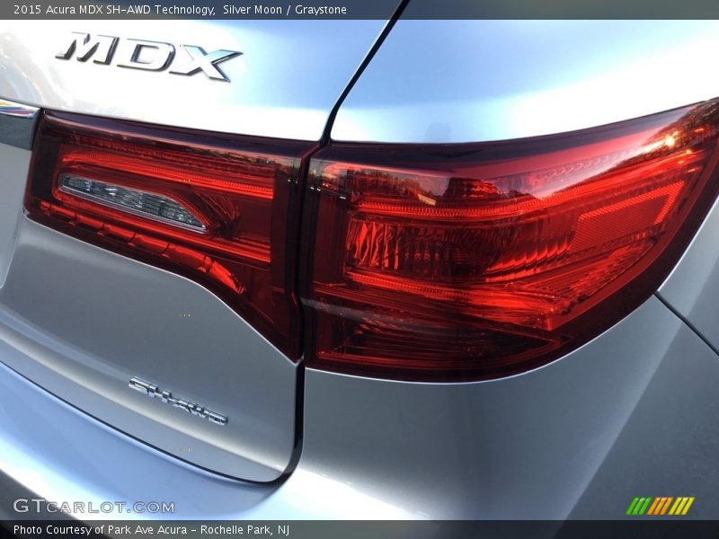 Silver Moon / Graystone 2015 Acura MDX SH-AWD Technology