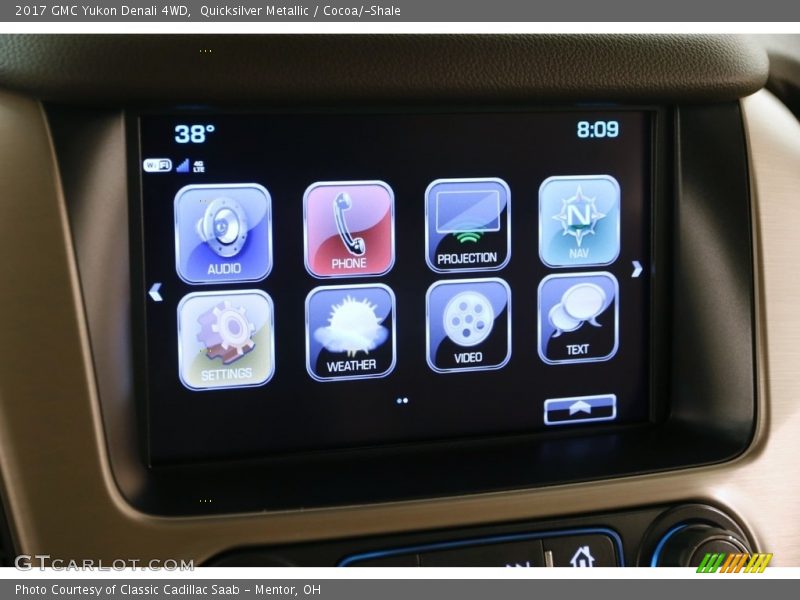 Controls of 2017 Yukon Denali 4WD