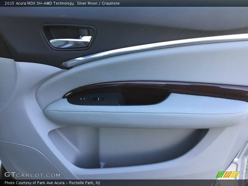Silver Moon / Graystone 2015 Acura MDX SH-AWD Technology
