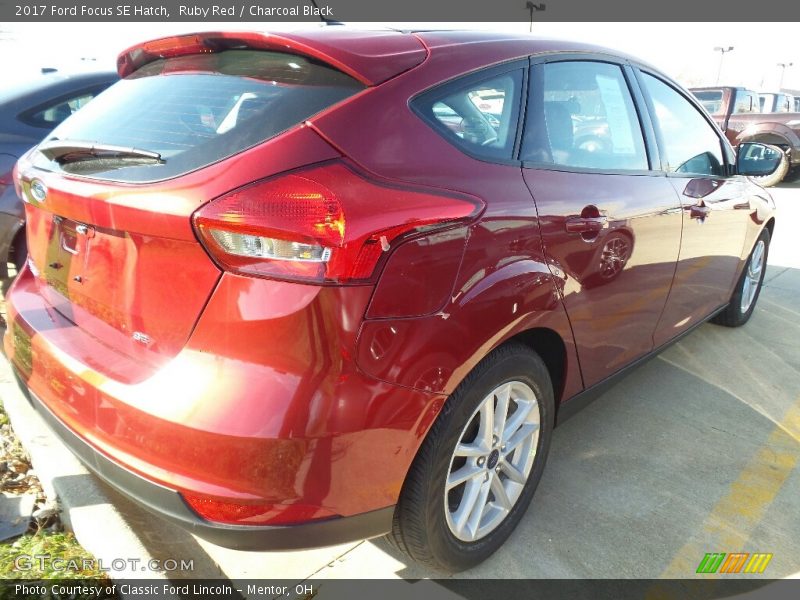 Ruby Red / Charcoal Black 2017 Ford Focus SE Hatch