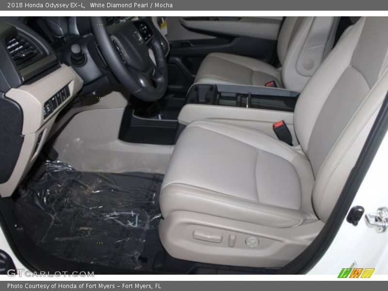 White Diamond Pearl / Mocha 2018 Honda Odyssey EX-L