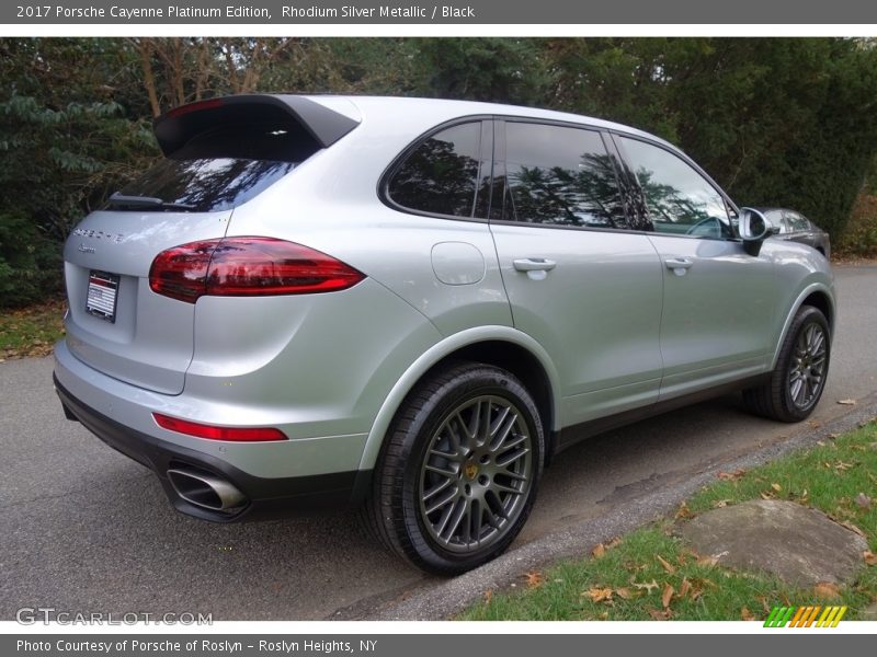 Rhodium Silver Metallic / Black 2017 Porsche Cayenne Platinum Edition
