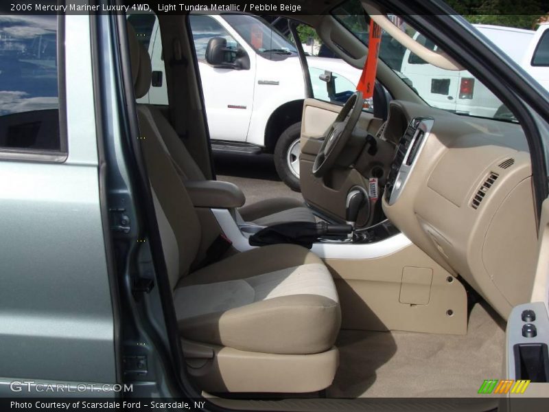 Light Tundra Metallic / Pebble Beige 2006 Mercury Mariner Luxury 4WD