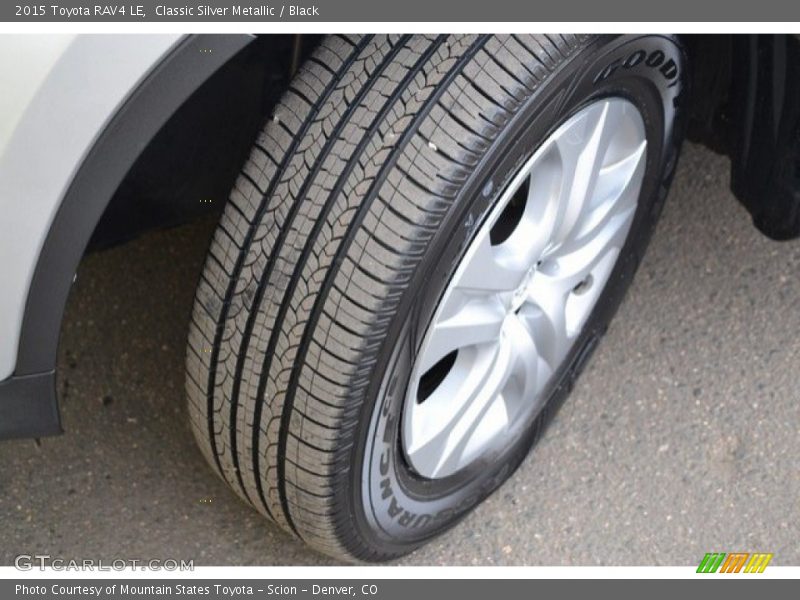 Classic Silver Metallic / Black 2015 Toyota RAV4 LE