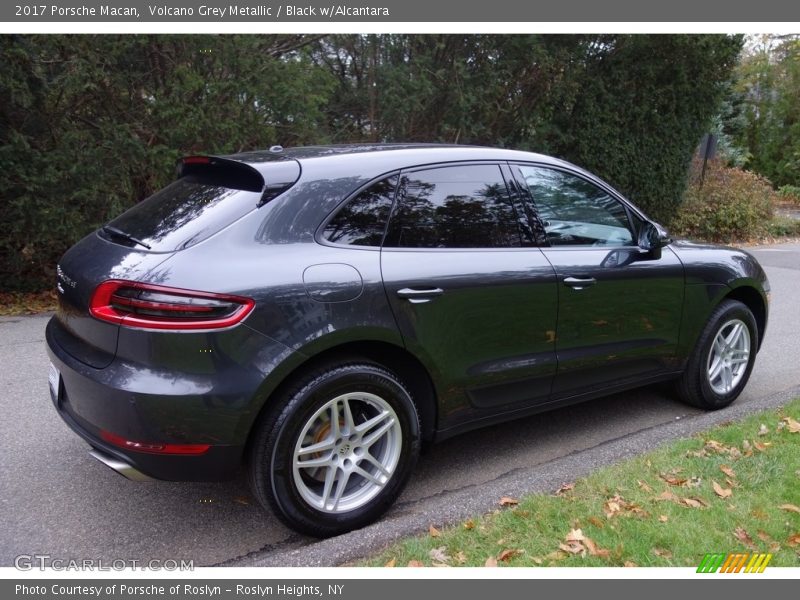 Volcano Grey Metallic / Black w/Alcantara 2017 Porsche Macan