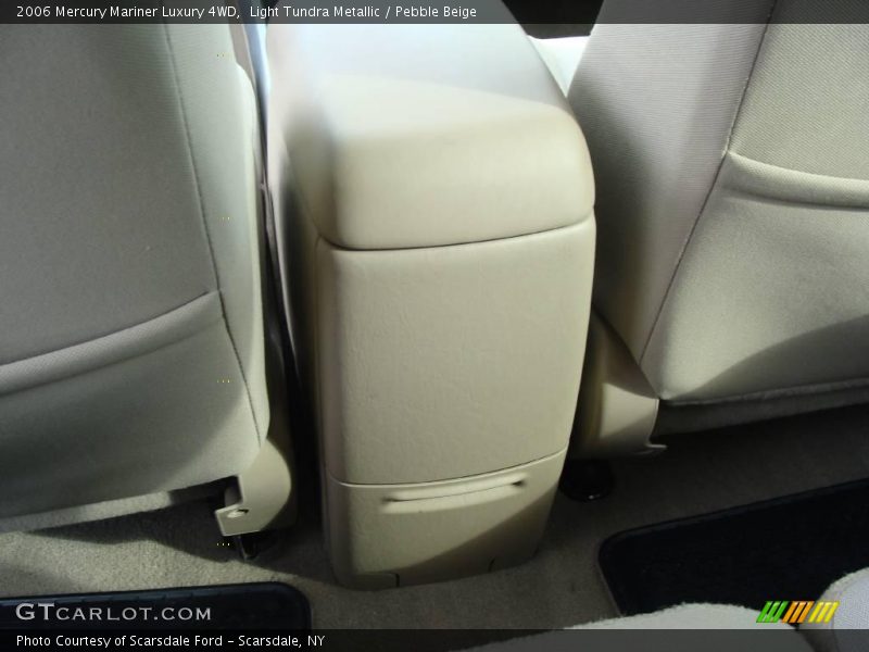 Light Tundra Metallic / Pebble Beige 2006 Mercury Mariner Luxury 4WD
