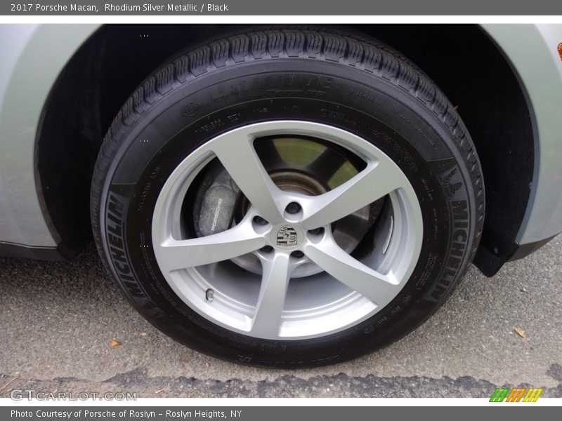  2017 Macan  Wheel