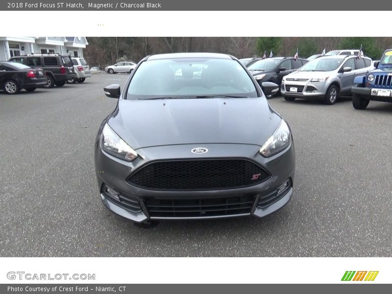 Magnetic / Charcoal Black 2018 Ford Focus ST Hatch