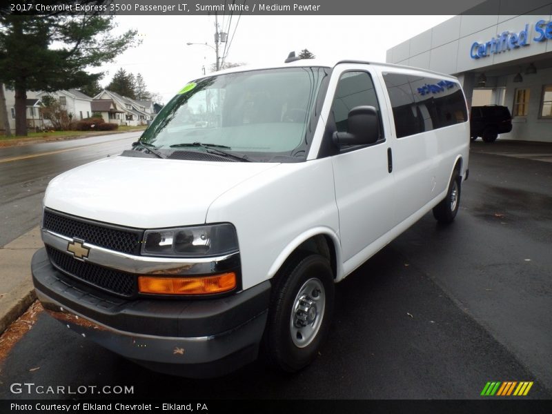 Summit White / Medium Pewter 2017 Chevrolet Express 3500 Passenger LT