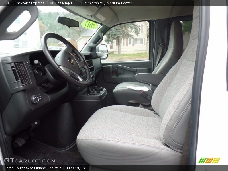 Summit White / Medium Pewter 2017 Chevrolet Express 3500 Passenger LT