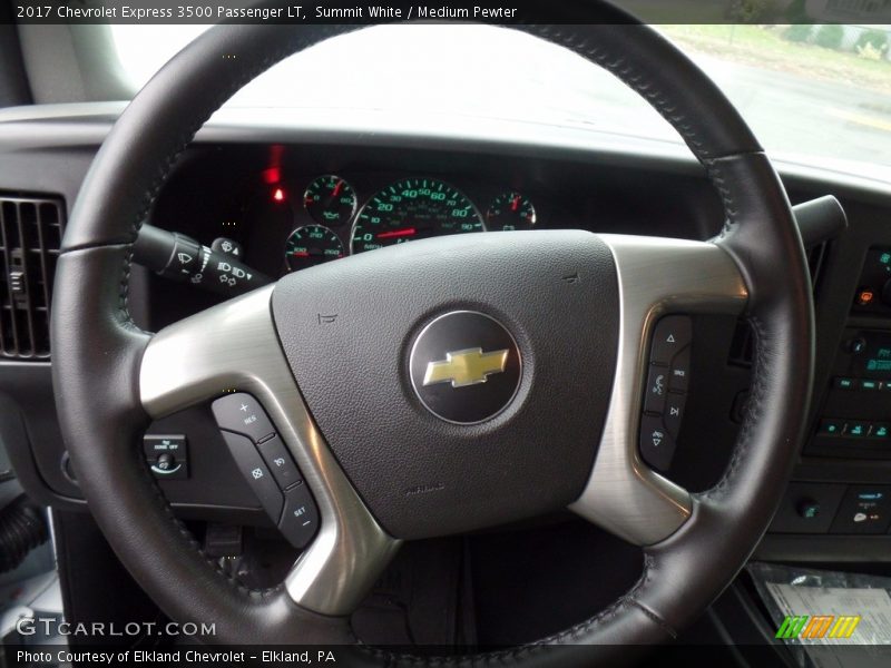 Summit White / Medium Pewter 2017 Chevrolet Express 3500 Passenger LT