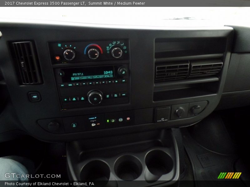 Summit White / Medium Pewter 2017 Chevrolet Express 3500 Passenger LT