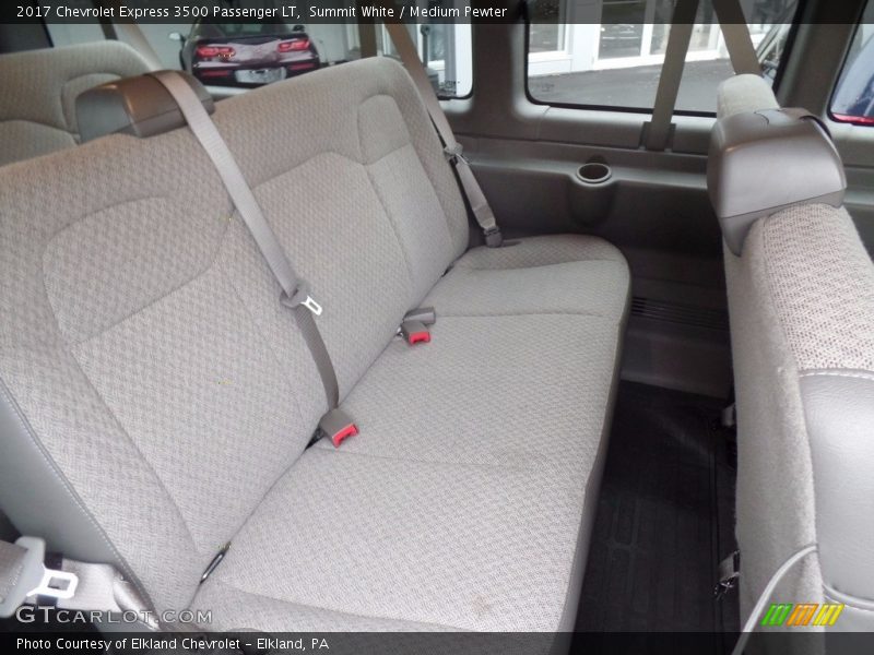Summit White / Medium Pewter 2017 Chevrolet Express 3500 Passenger LT