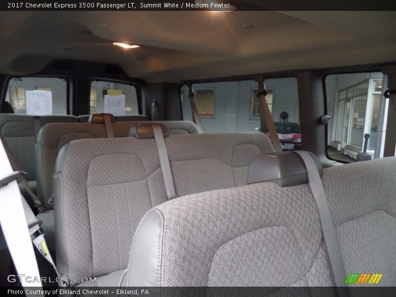 Summit White / Medium Pewter 2017 Chevrolet Express 3500 Passenger LT