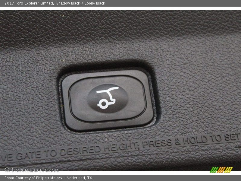 Shadow Black / Ebony Black 2017 Ford Explorer Limited