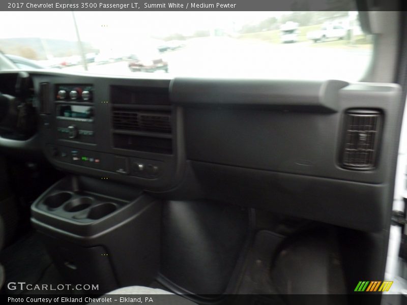 Summit White / Medium Pewter 2017 Chevrolet Express 3500 Passenger LT