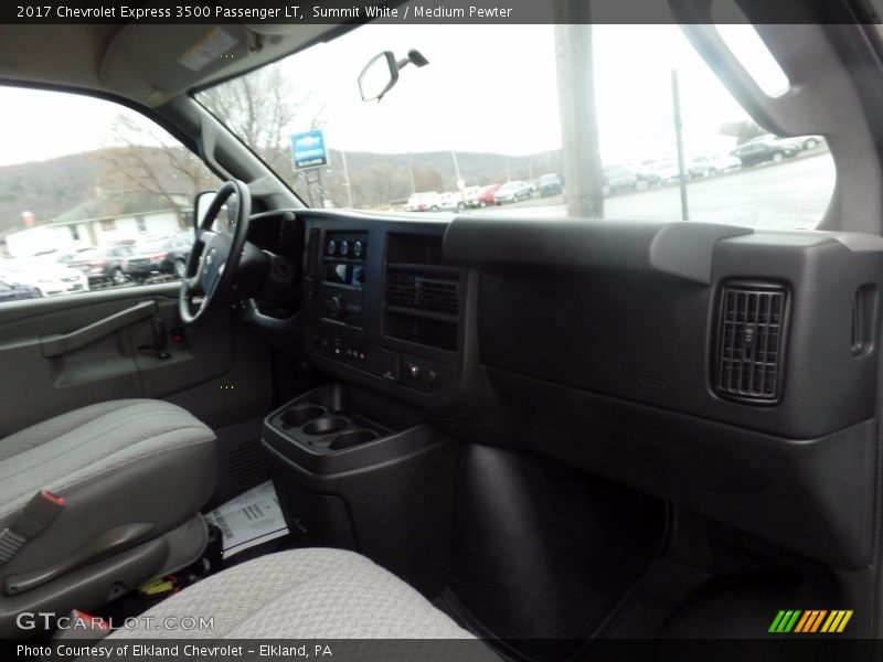 Summit White / Medium Pewter 2017 Chevrolet Express 3500 Passenger LT